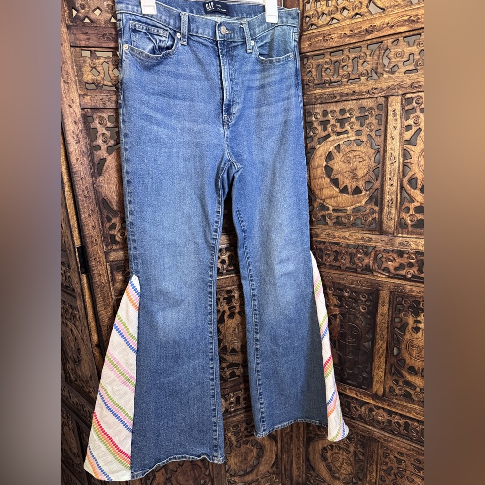 GAP ONE OF A KIND Upcycled Blue Flare Jeans with Multicolor Enbroidered Accents
